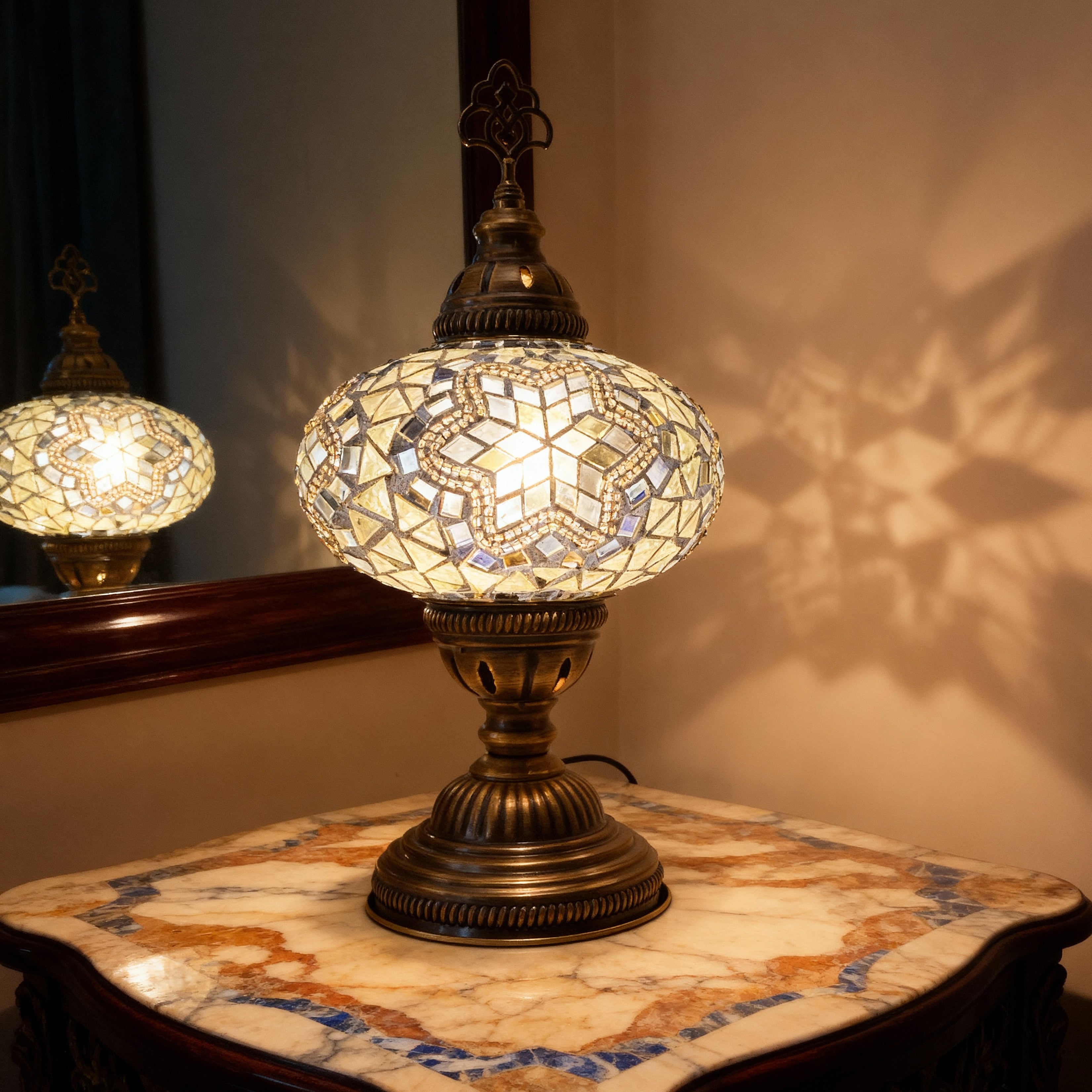 Mozaist Turkish Mosaic Table Lamp White with Black Cement